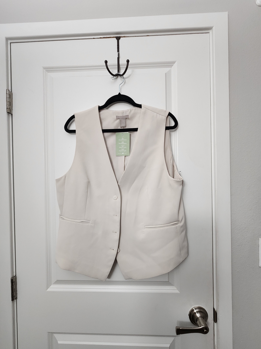 H&M Cream Button-Front Vest